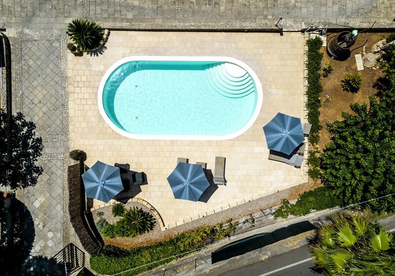  Una stanza in più sotto il cielo: la funzione abitativa delle piscine interrate