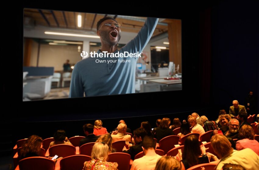 Il cinema entra nel programmatic: The Trade Desk e Broadsign annunciano un’innovativa integrazione con DCA